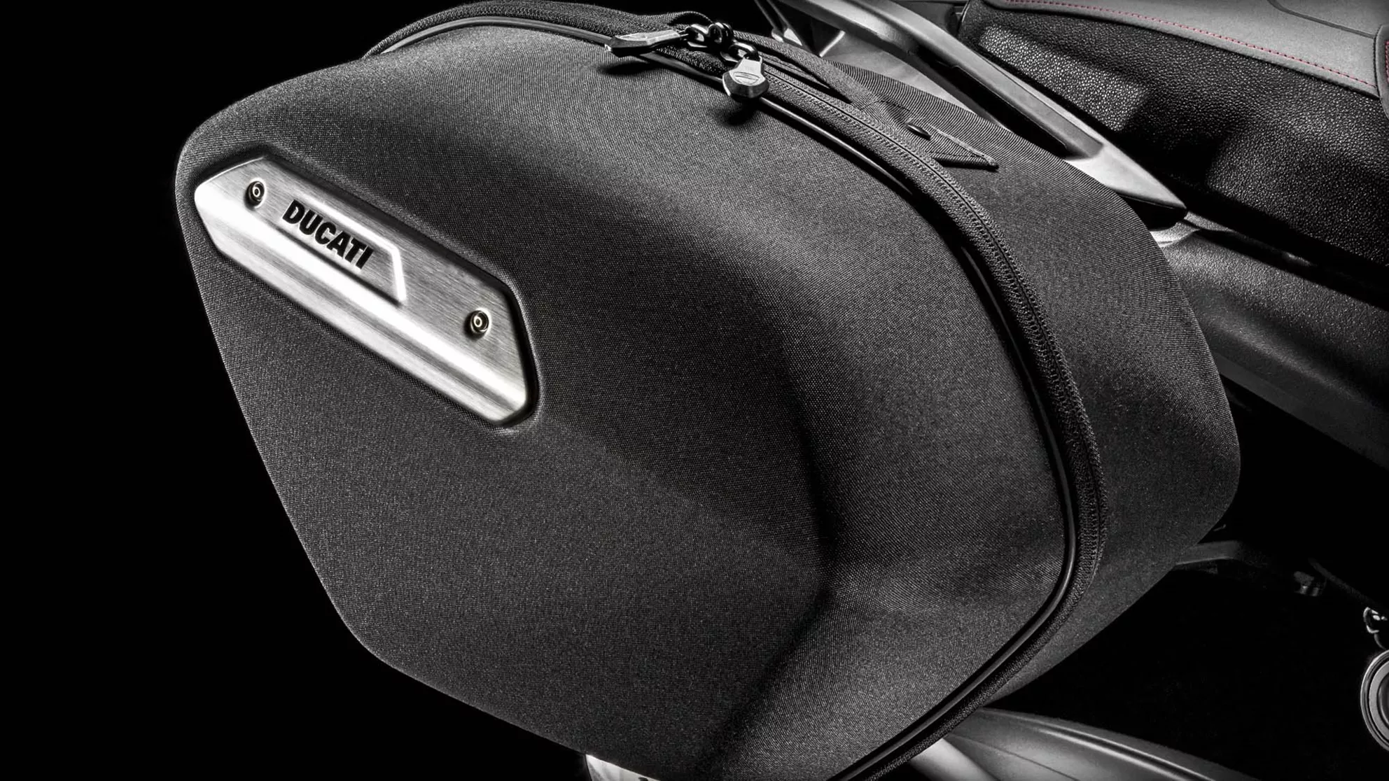 Ducati Hyperstrada 939 - Image 3 Ducati Hyperstrada 939 - Image 3